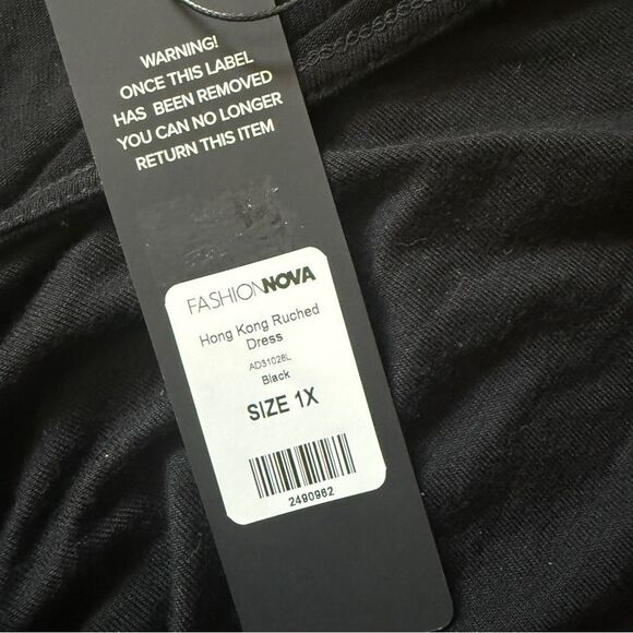 Fashion Nova Hong Kong Ruched Dress Black 1X Plus NEW - Picture 7 of 10